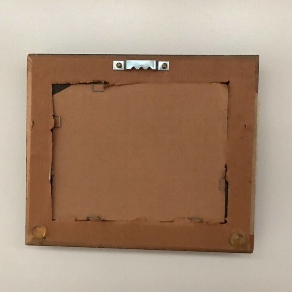 Picture Frame Red Tone Wood 3X5.5 Photos Pre-Owned - Picture 3 of 5